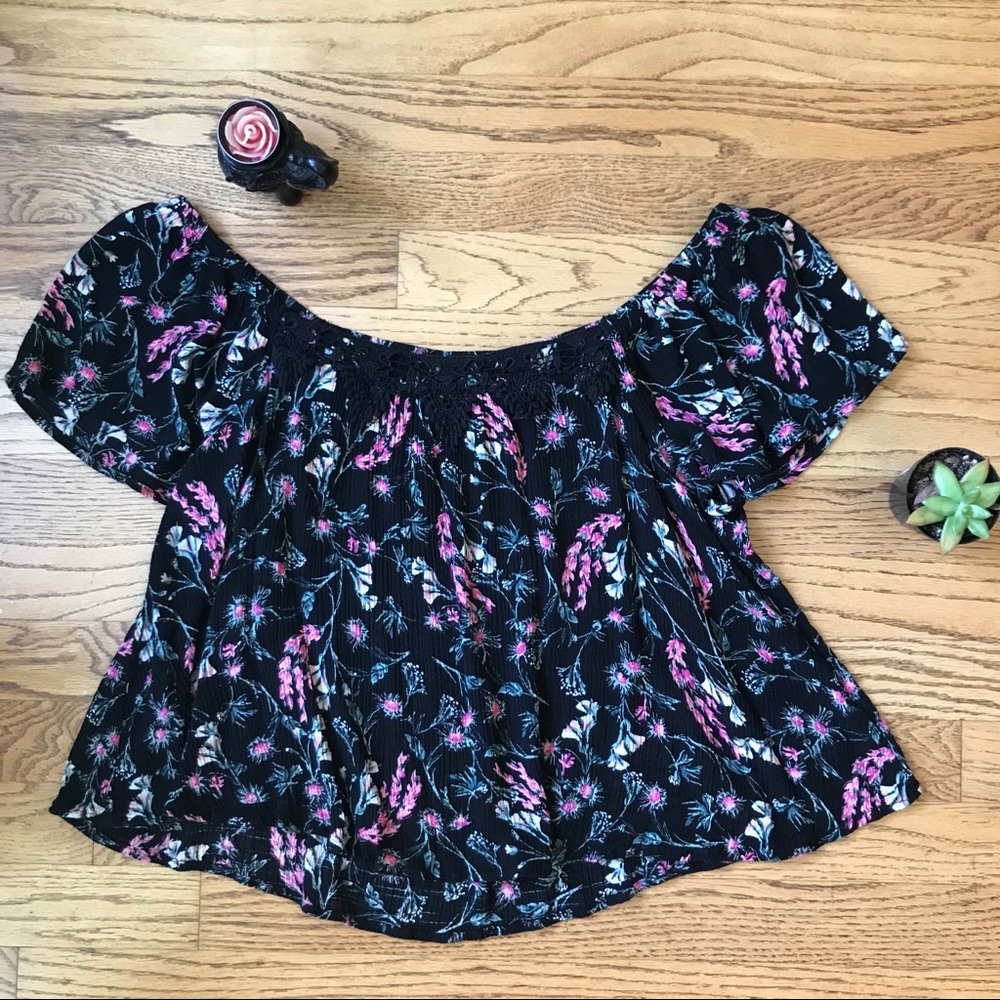 Floral Off the shoulder top